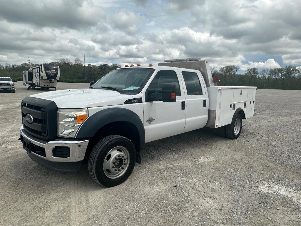 Used 2015 Ford F550 4x4 Crew Cab Super Duty image 9