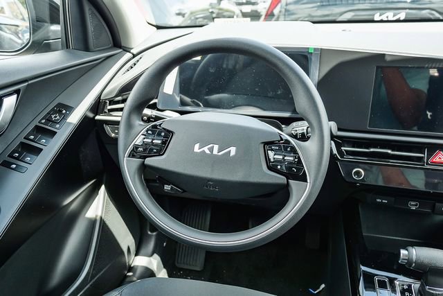 New 2026 Kia Niro LX FWD image 17