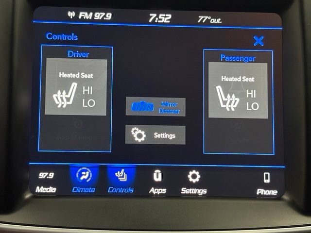 Used 2022 Chrysler 300 Touring L RWD image 30