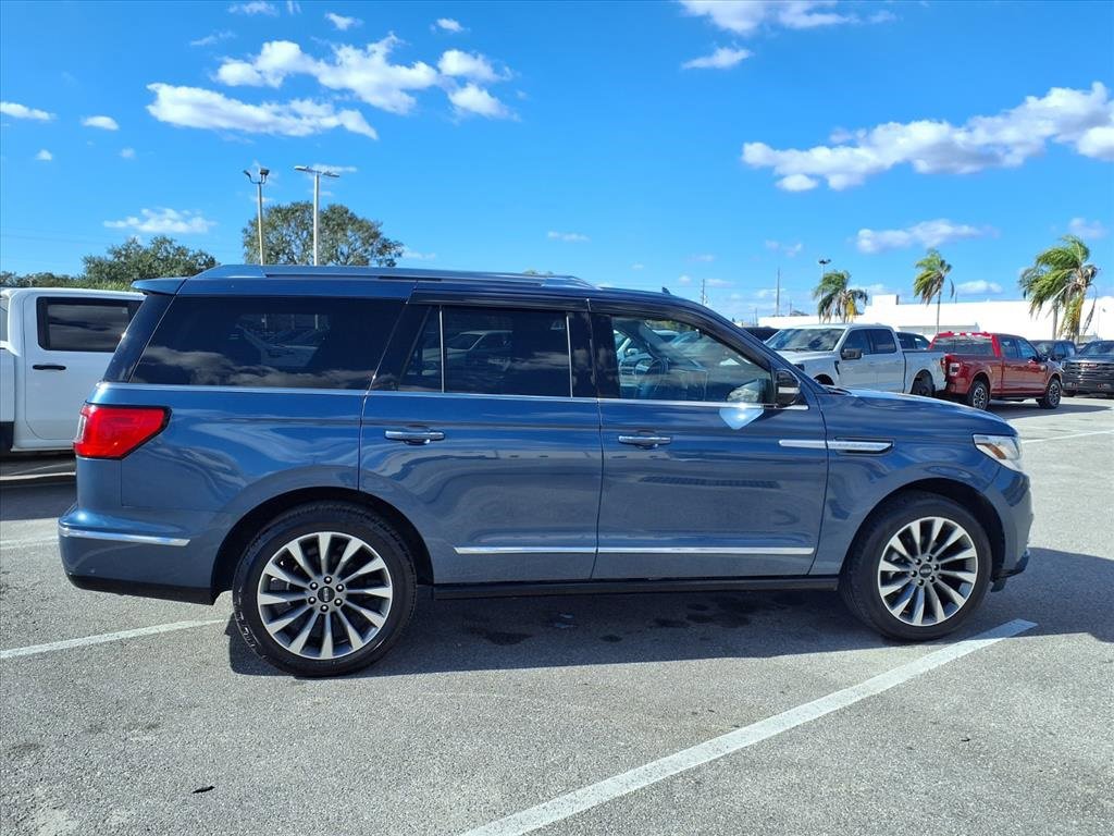 Used 2020 Lincoln Navigator Reserve w/ Luxury Package image 8