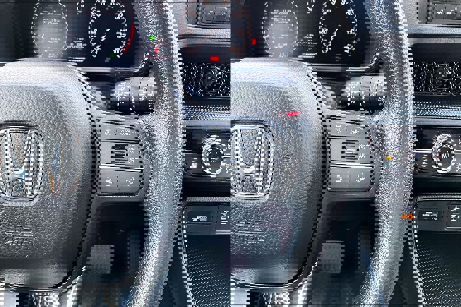 Used 2024 Honda CR-V EX image 23