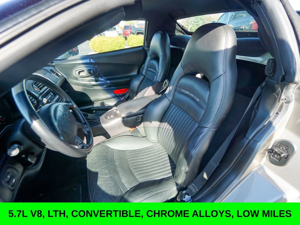 Used 2002 Chevrolet Corvette Convertible w/ Preferred Equipment Group2 image 12