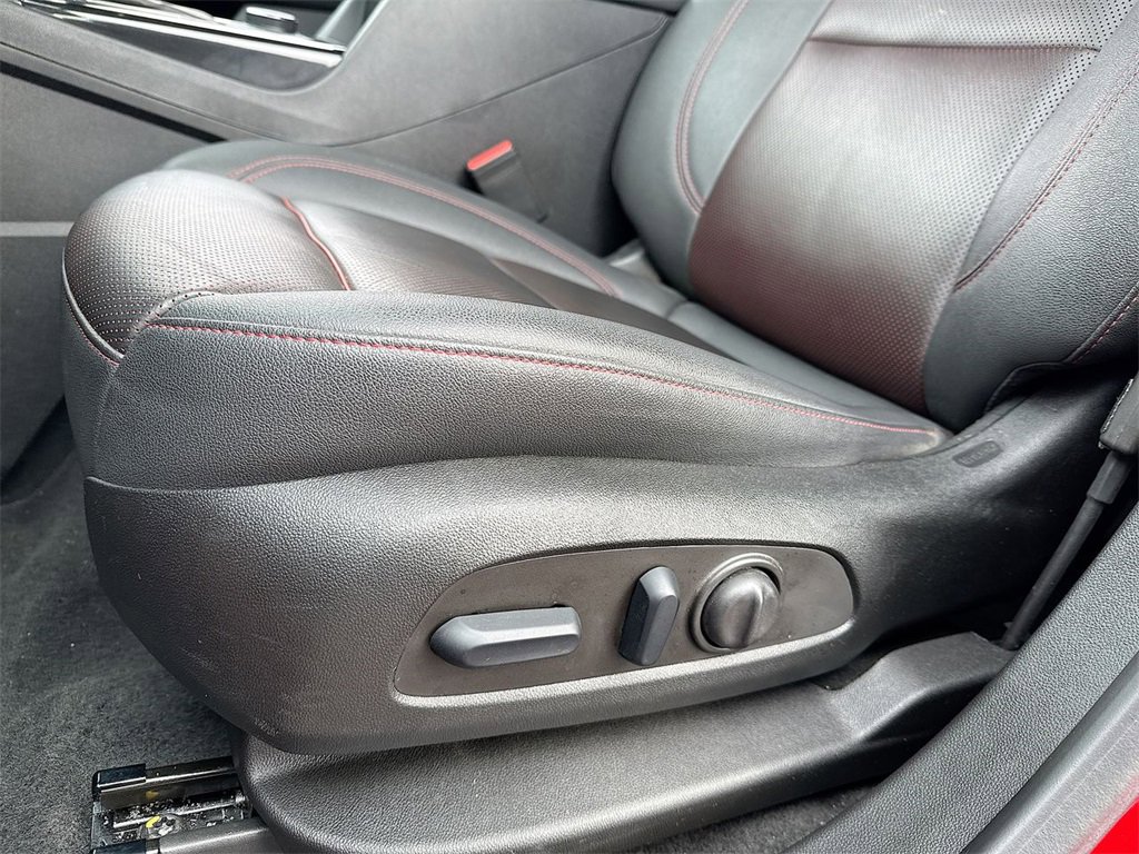 Used 2023 Chevrolet Blazer RS w/ Enhanced Convenience Package image 12