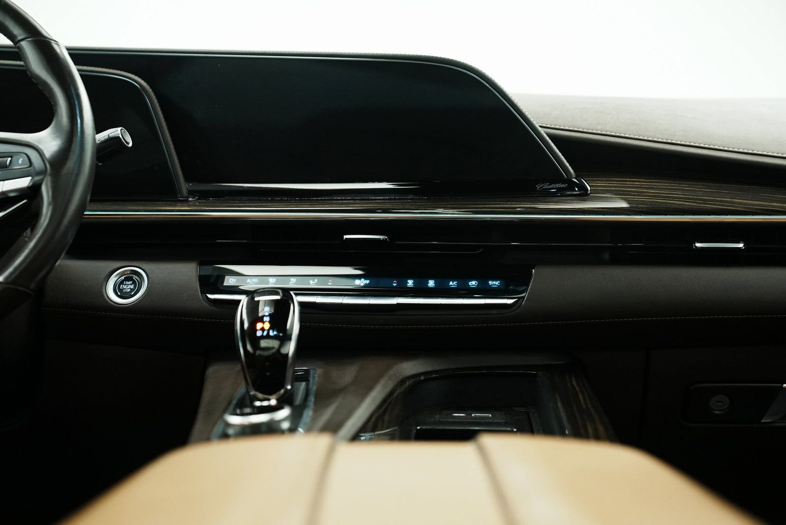 Used 2021 Cadillac Escalade ESV Premium Luxury image 28