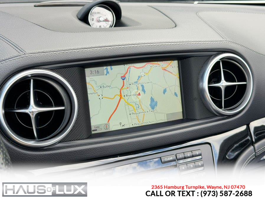 Used 2015 Mercedes-Benz SL 550 w/ White Arrow Edition image 34