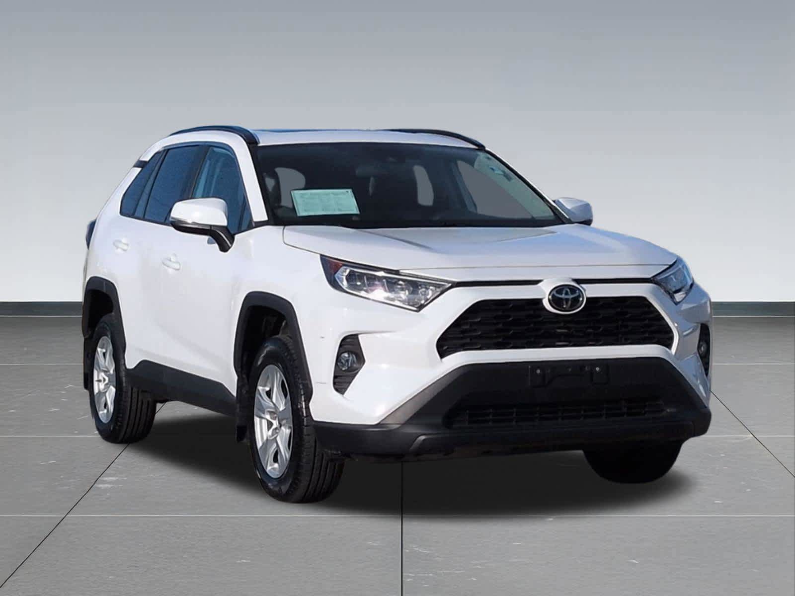 Used 2019 Toyota RAV4 XLE w/ All Weather Liner Package image 8