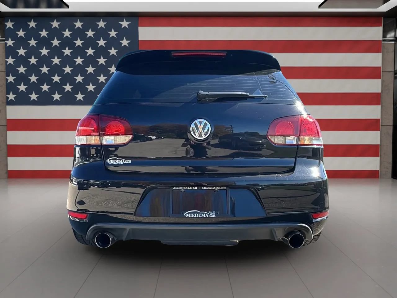 Used 2013 Volkswagen GTI Wolfsburg Edition FWD image 10