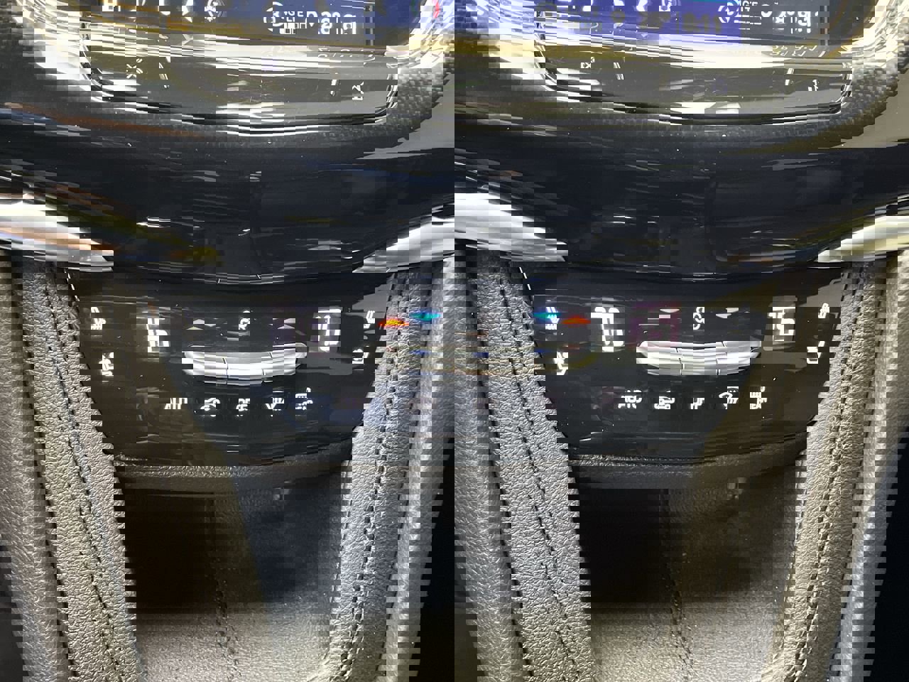 Used 2023 Cadillac XT6 Sport image 25