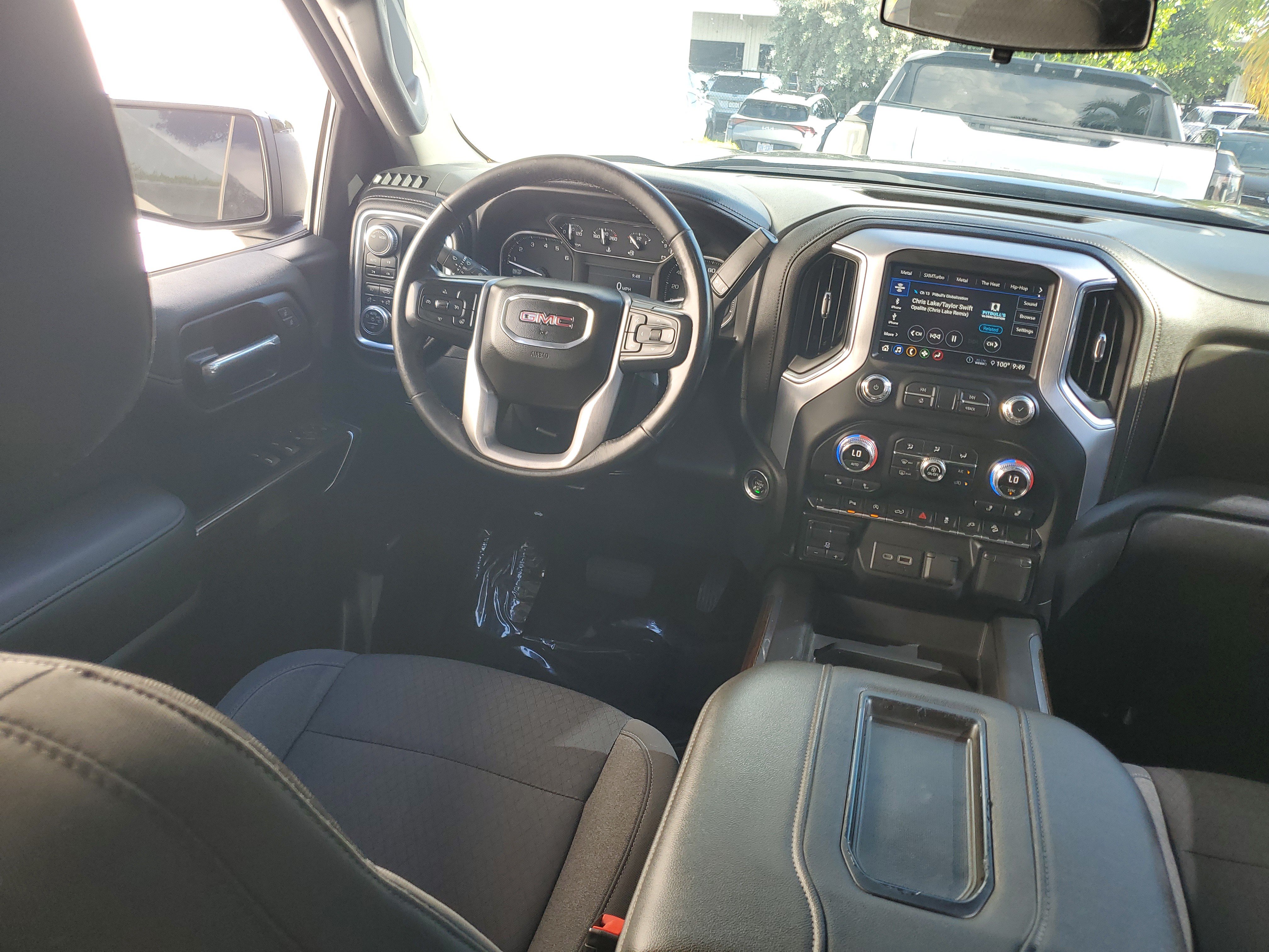 Certified 2020 GMC Sierra 1500 Elevation w/ Elevation Value Package AWD/4WD image 17