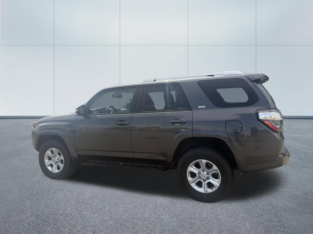 Used 2018 Toyota 4Runner SR5 Premium w/ Wilderness Package AWD/4WD image 8