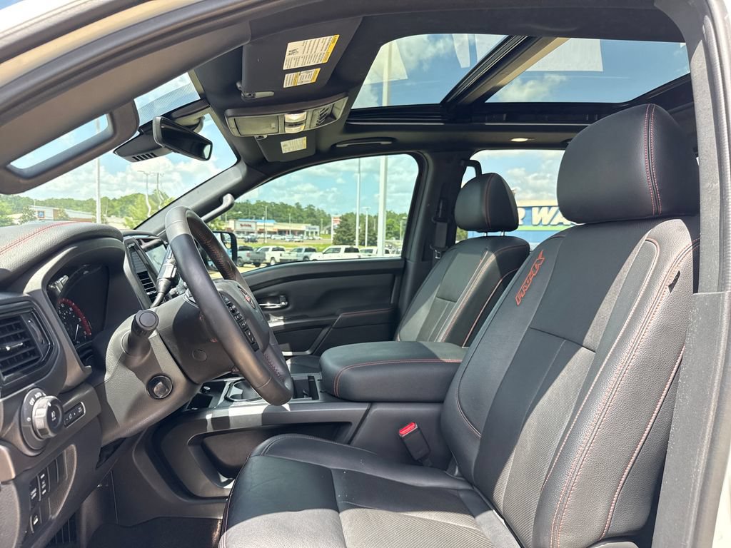 Used 2023 Nissan Titan PRO-4X w/ Pro-4x Convenience Package AWD/4WD image 21
