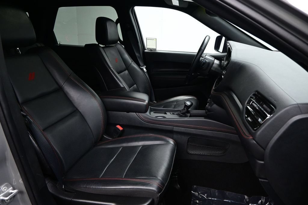 Used 2025 Dodge Durango GT AWD/4WD image 13
