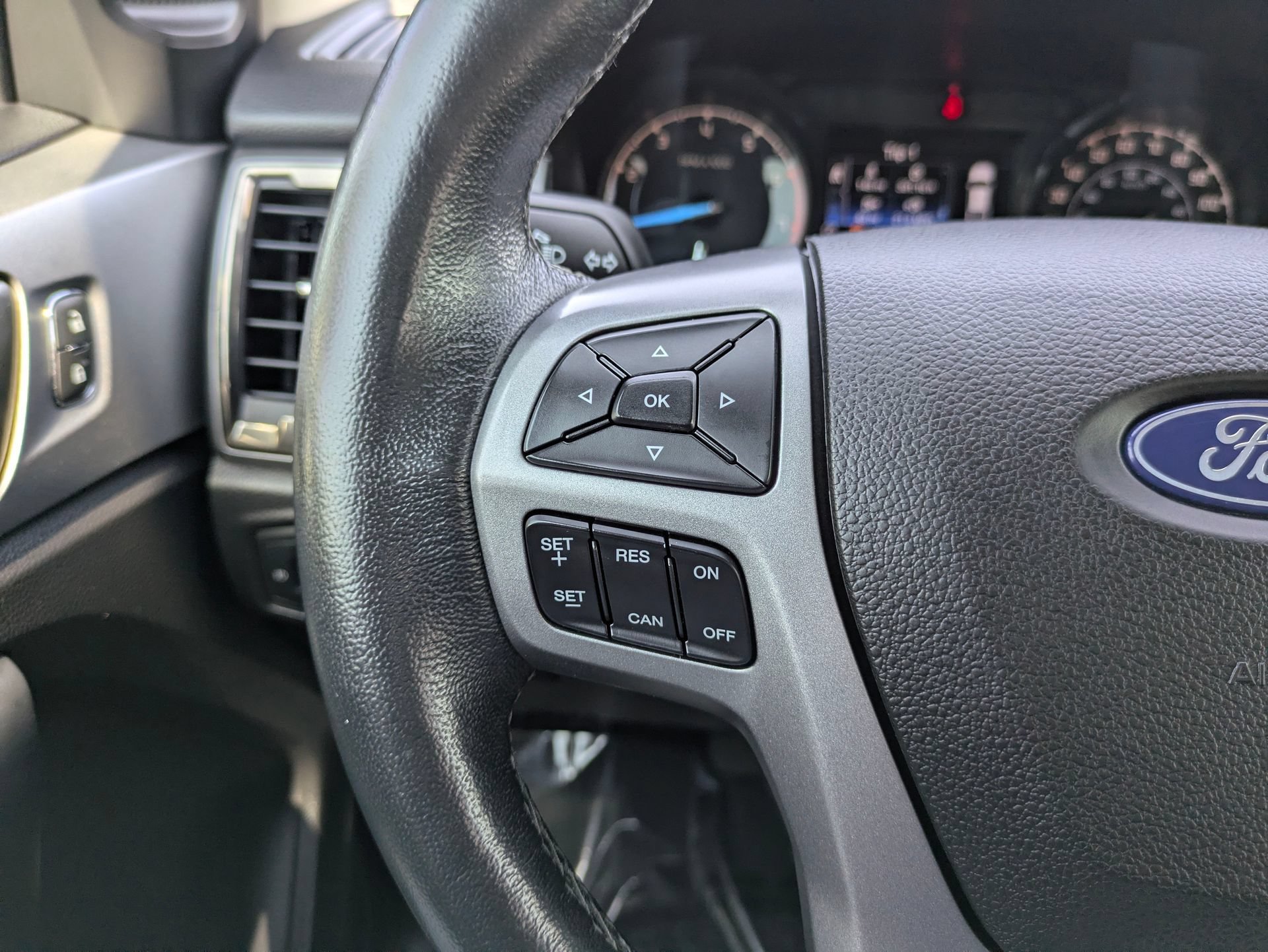 Used 2021 Ford Ranger XLT w/ Equipment Group 301A Mid AWD/4WD image 28