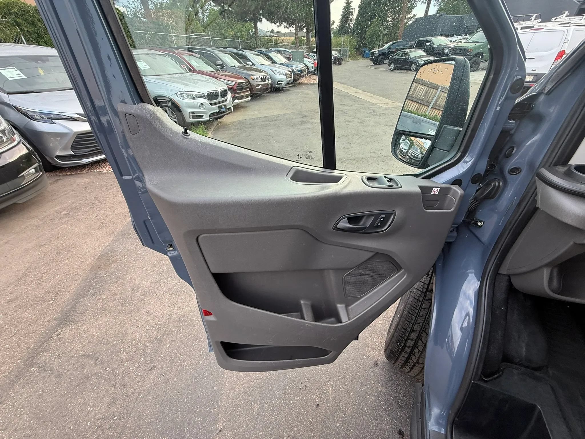 Used 2020 Ford Transit 250 148 High Roof Extended RWD image 12