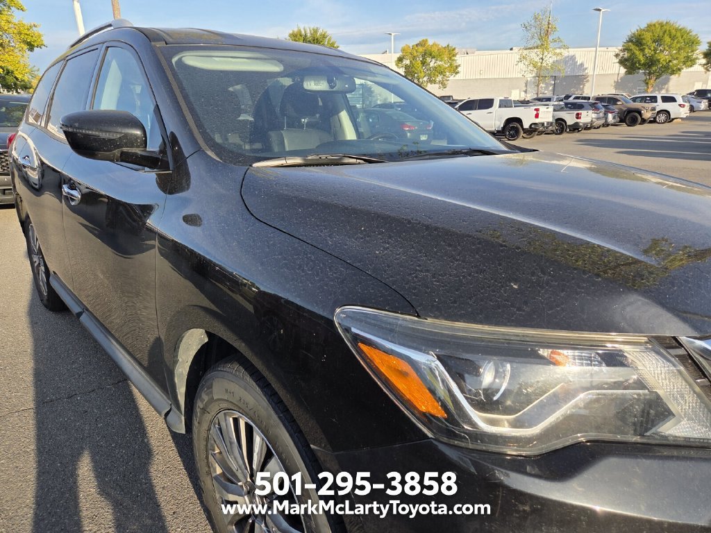 Used 2020 Nissan Pathfinder SV FWD image 9