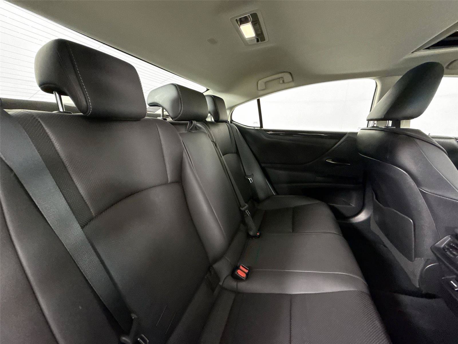 Used 2021 Lexus ES 350 w/ Premium Package FWD image 40