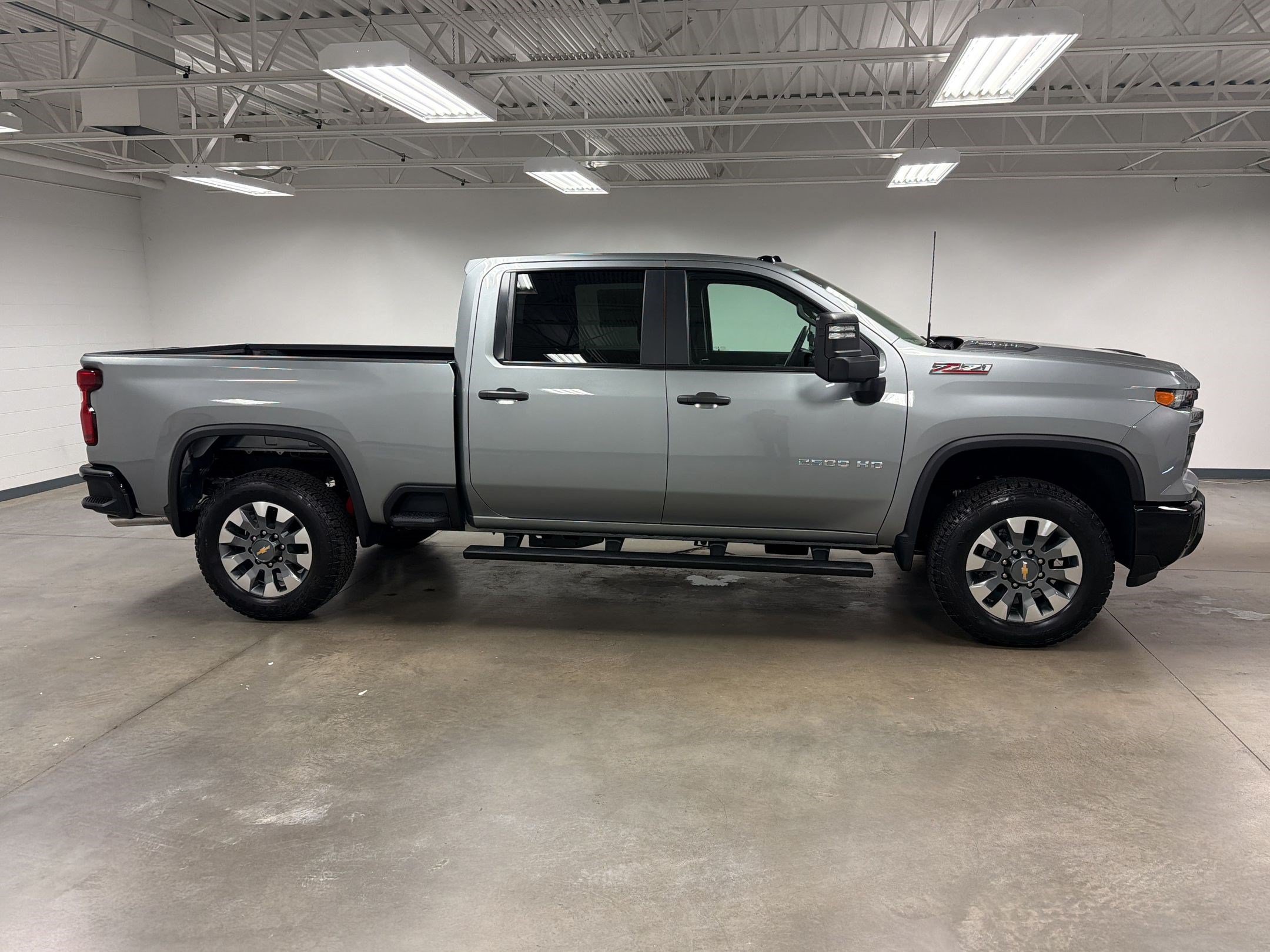 New 2026 Chevrolet Silverado 2500 Custom w/ Custom Value Package AWD/4WD image 7
