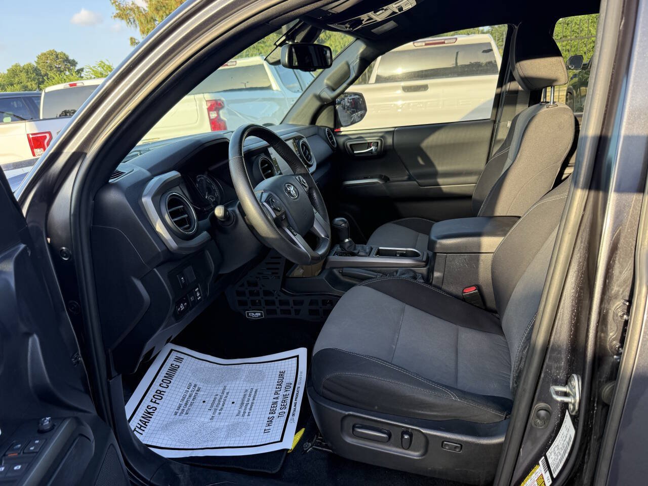 Used 2020 Toyota Tacoma TRD Off-Road AWD/4WD image 7