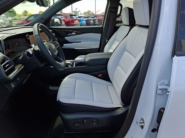 New 2026 Chevrolet Traverse High Country w/ LPO, Floor Liner Package FWD image 10