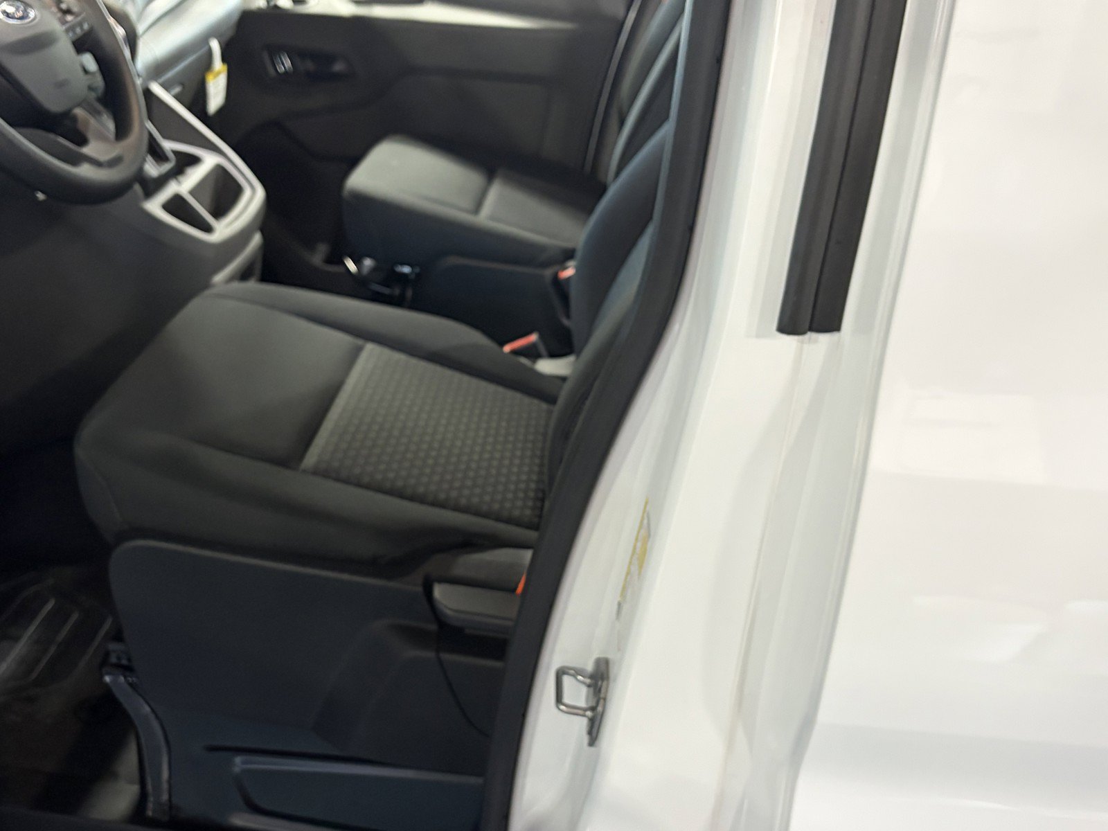 Used 2025 Ford Transit 250 Low Roof AWD image 26