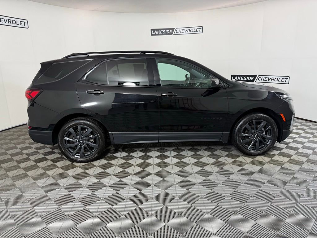 Used 2023 Chevrolet Equinox RS AWD/4WD image 7