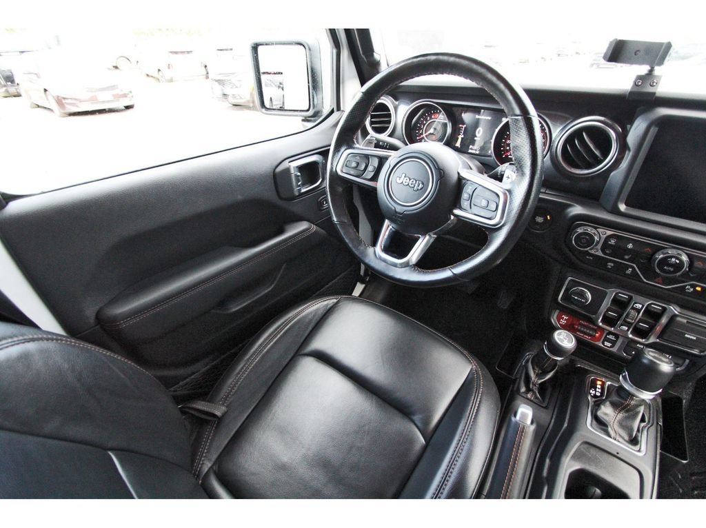 Used 2021 Jeep Wrangler Unlimited Rubicon w/ Trailer Tow Package AWD/4WD image 9
