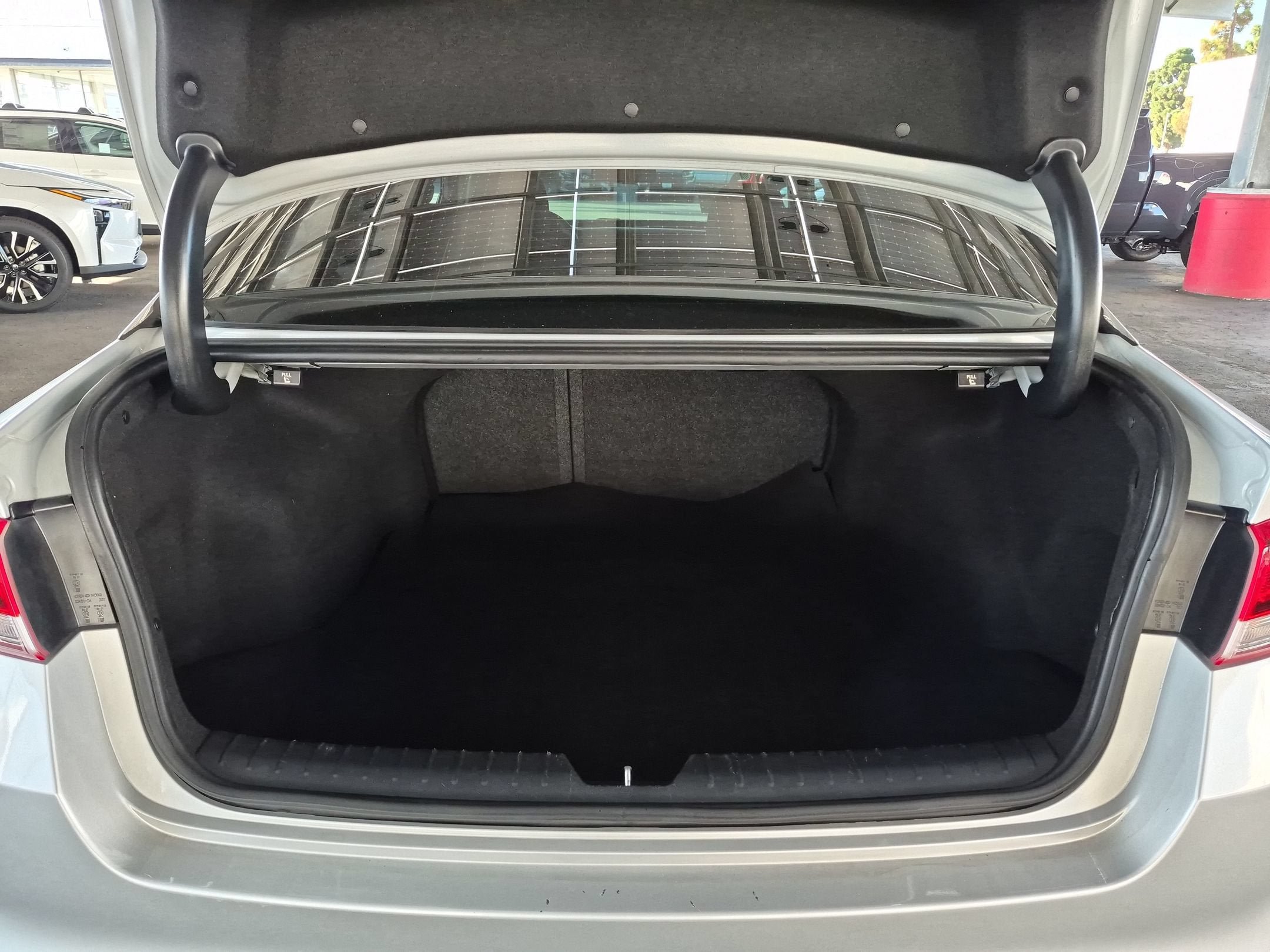 Used 2017 Kia Optima LX FWD image 22