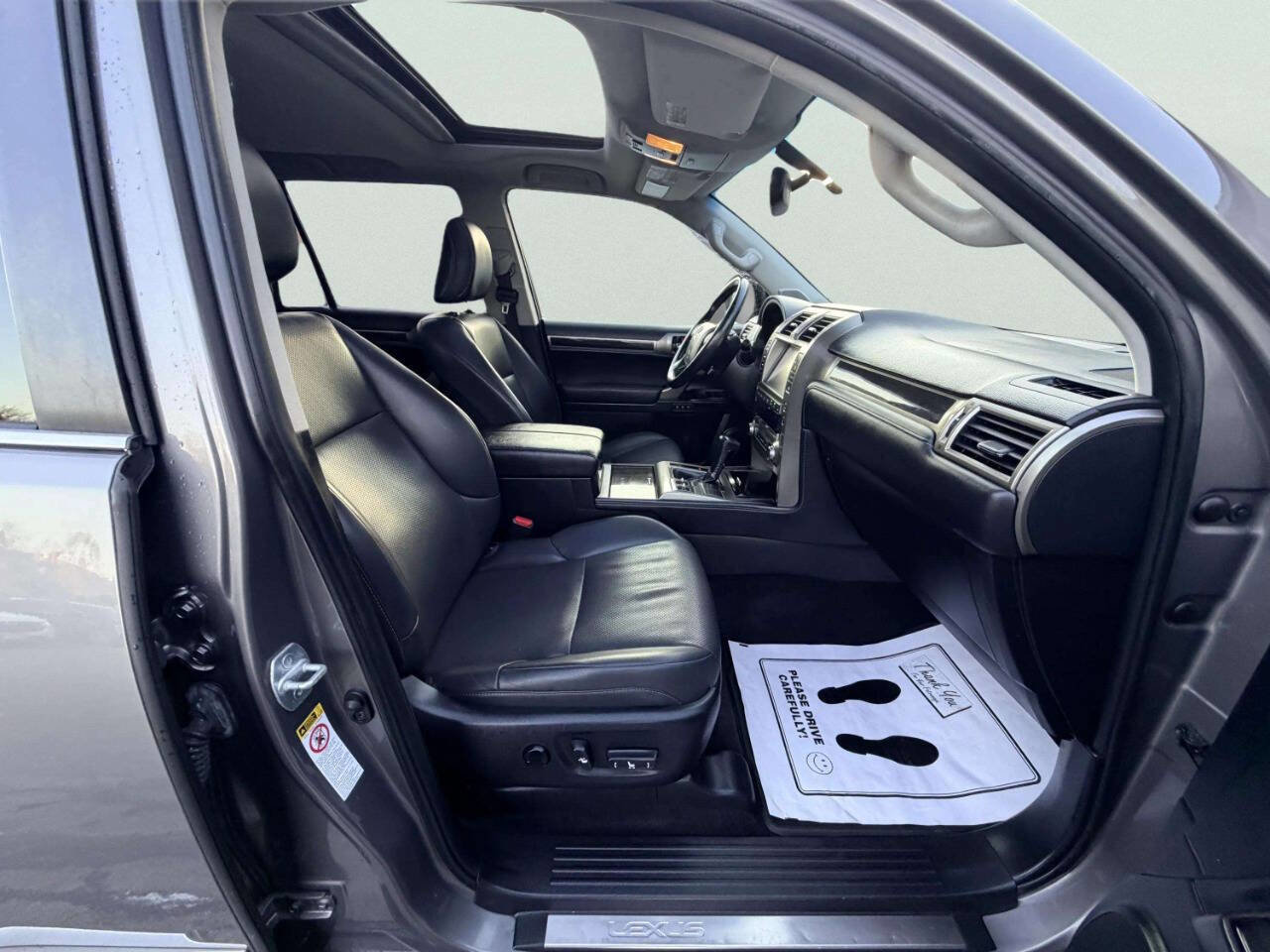 Used 2014 Lexus GX 460 image 31