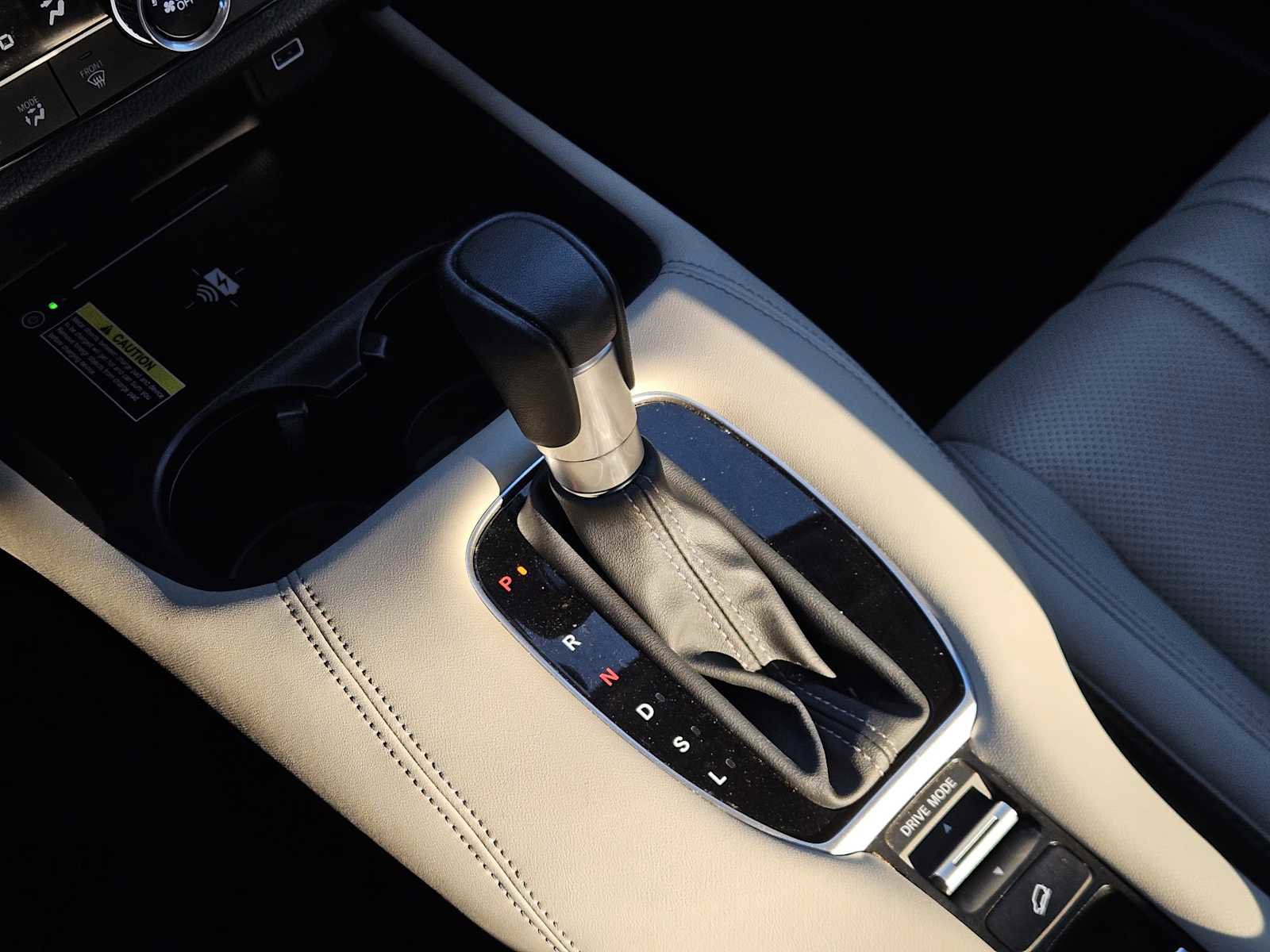 Used 2024 Honda HR-V EX-L image 19