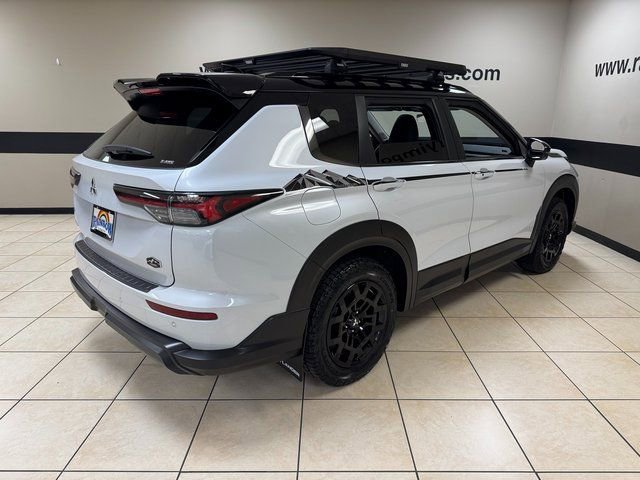 New 2026 Mitsubishi Outlander AWD image 6