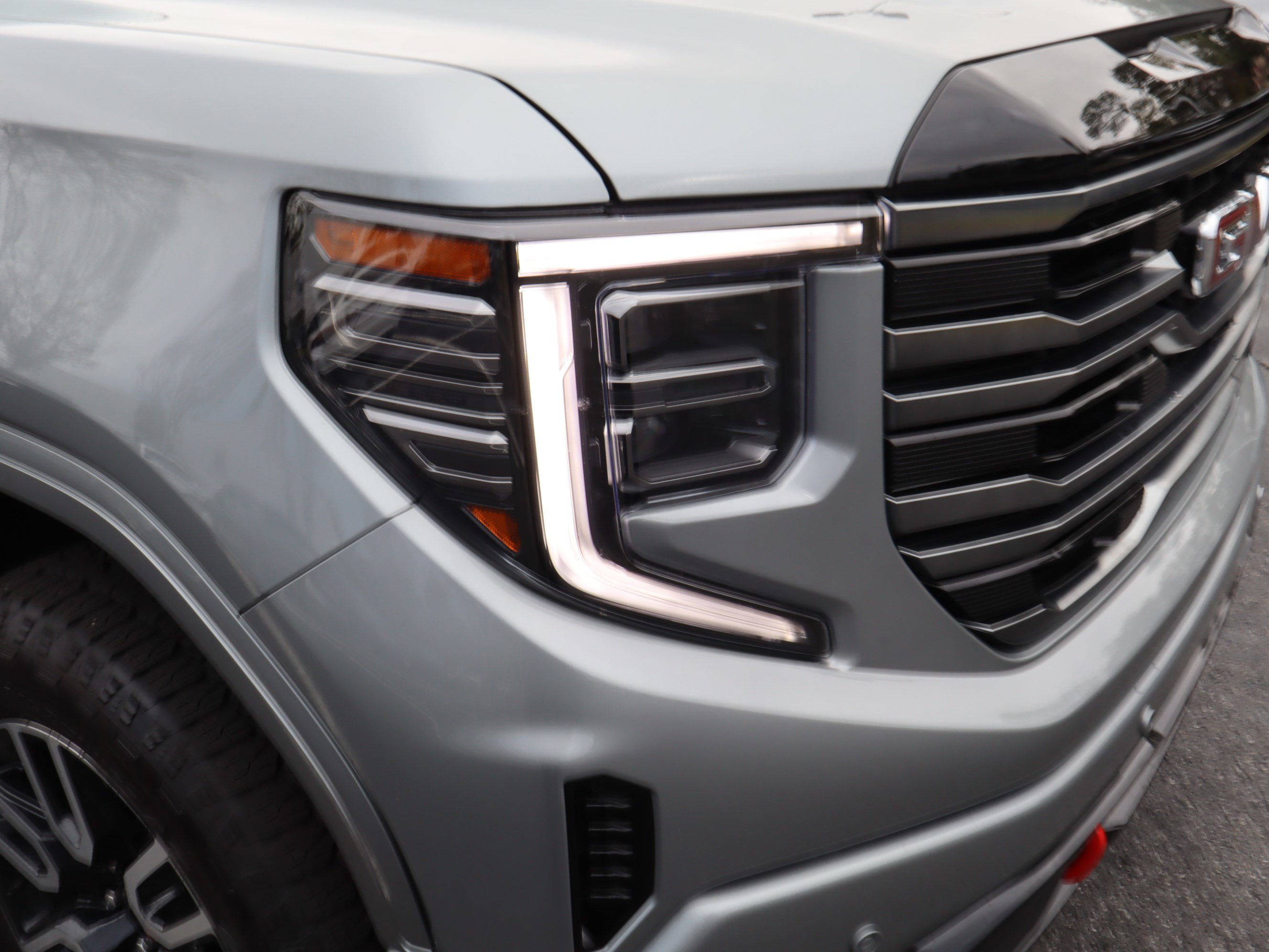 Used 2026 GMC Sierra 1500 AT4 w/ AT4 Premium Package image 10