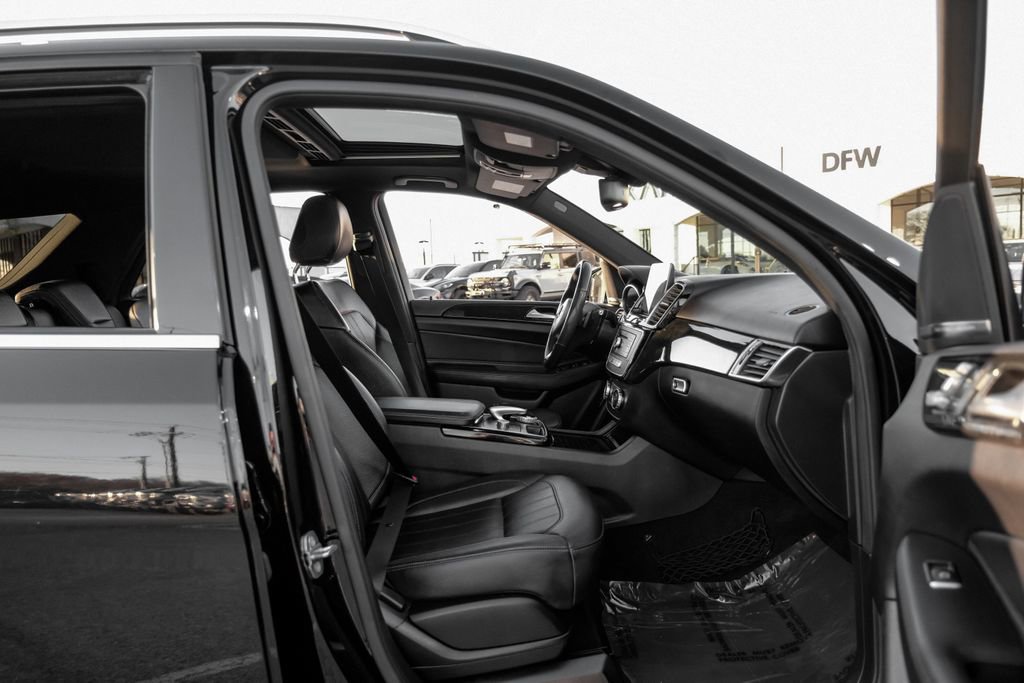 Used 2018 Mercedes-Benz GLE 350 image 39