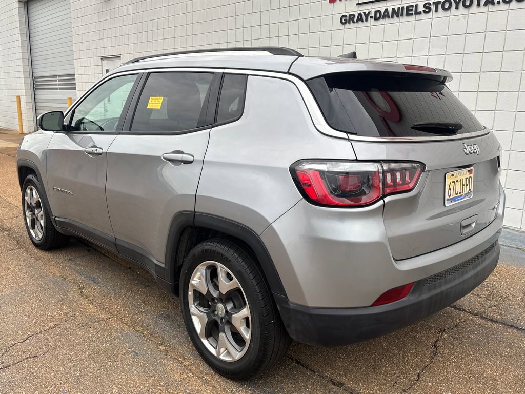 Used 2019 Jeep Compass Limited FWD image 4