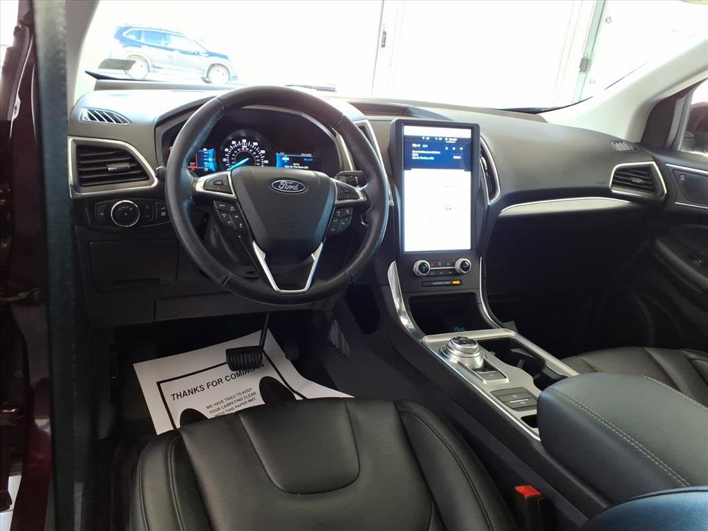 Used 2022 Ford Edge Titanium w/ Equipment Group 301A image 14