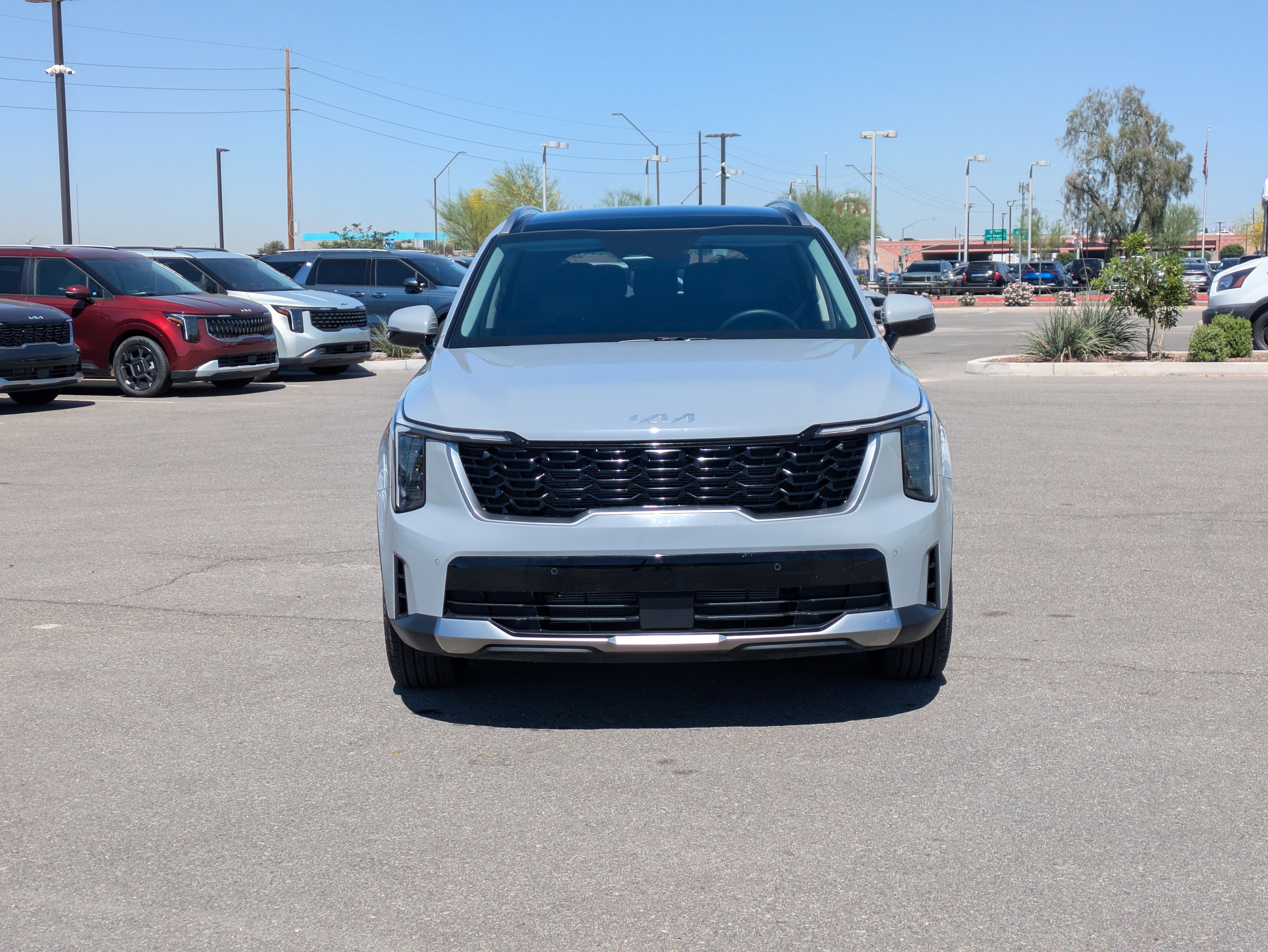 Certified 2025 Kia Sorento S w/ Panoramic Sunroof Package image 8