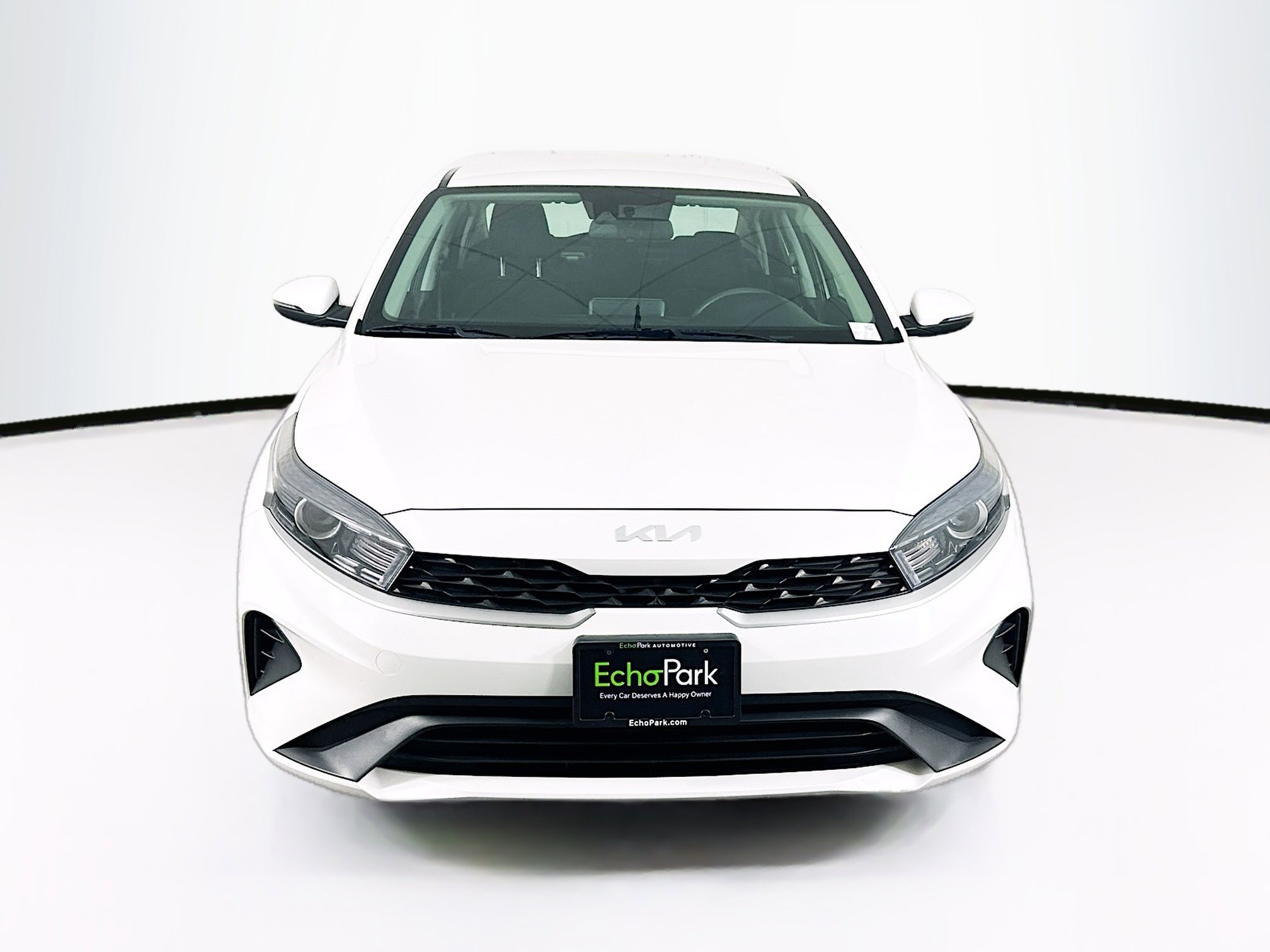 Used 2022 Kia Forte LXS w/ LXS Technology Package image 2
