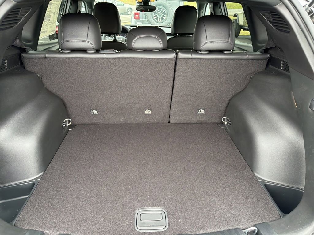 New 2026 Jeep Compass Latitude image 8