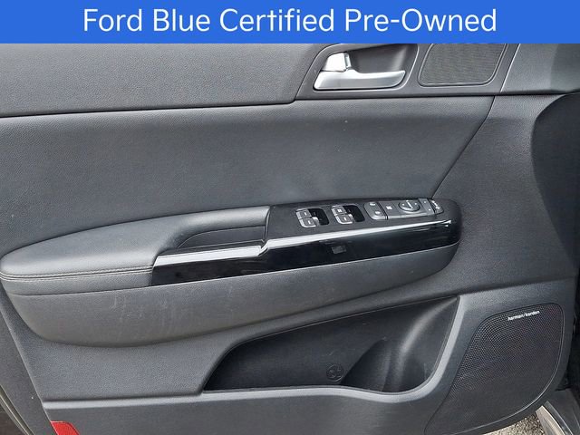 Used 2017 Kia Sportage SX image 11