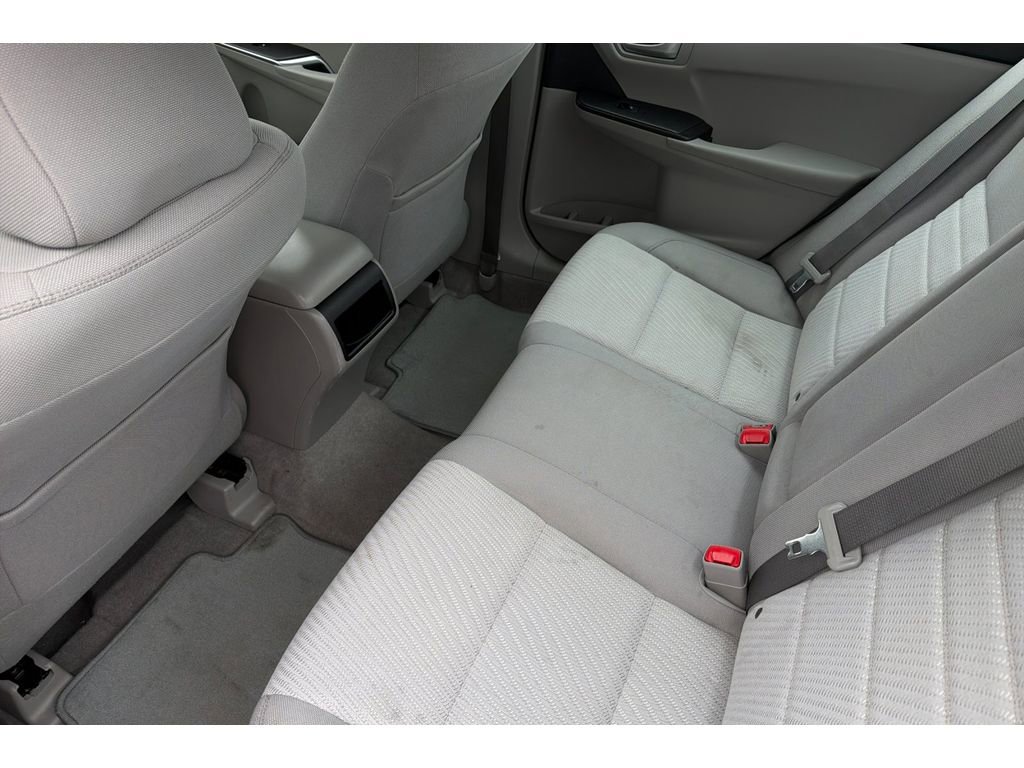 Used 2017 Toyota Camry LE FWD image 13