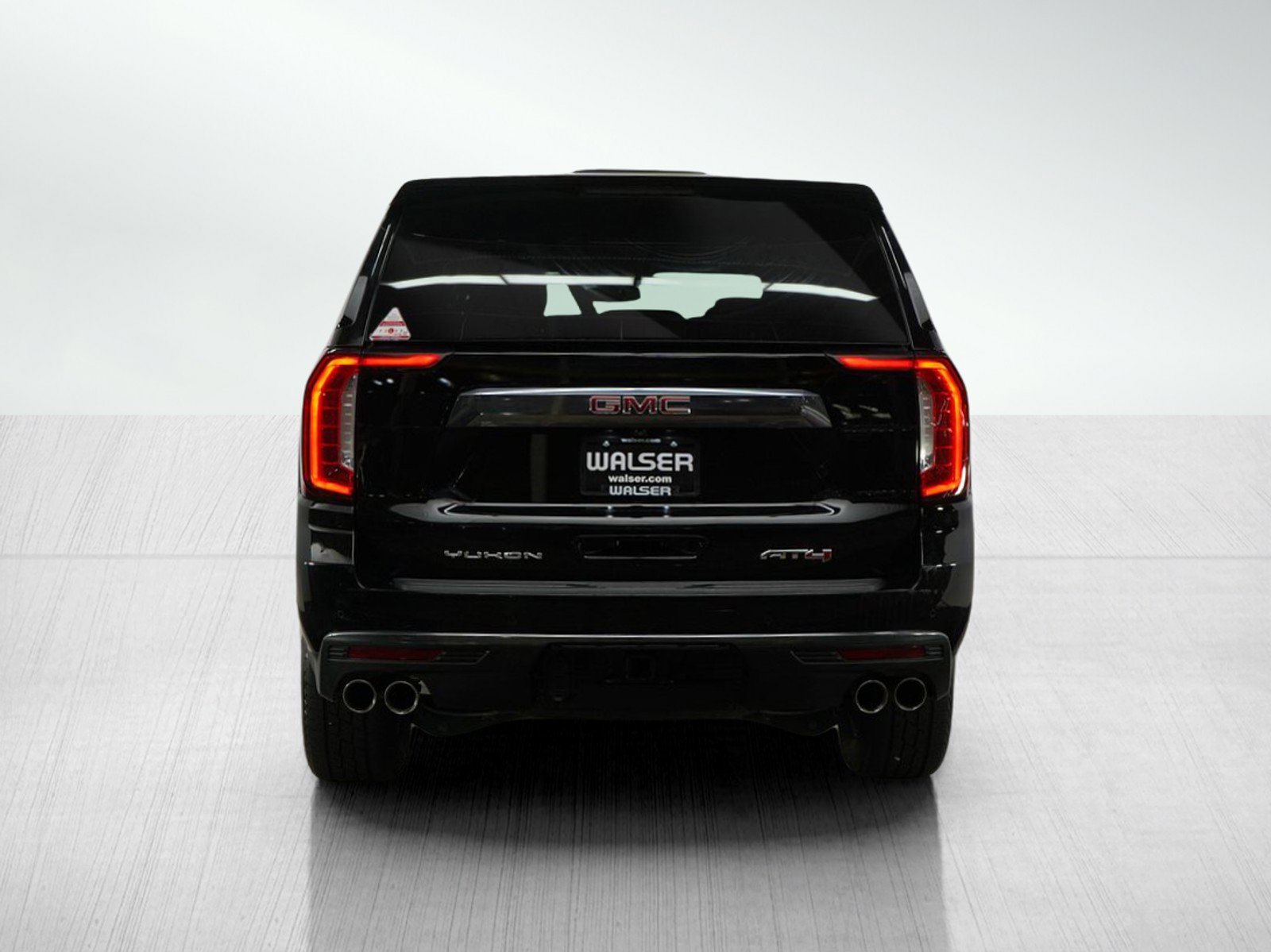 Used 2023 GMC Yukon XL AT4 w/ AT4 Premium Package image 5