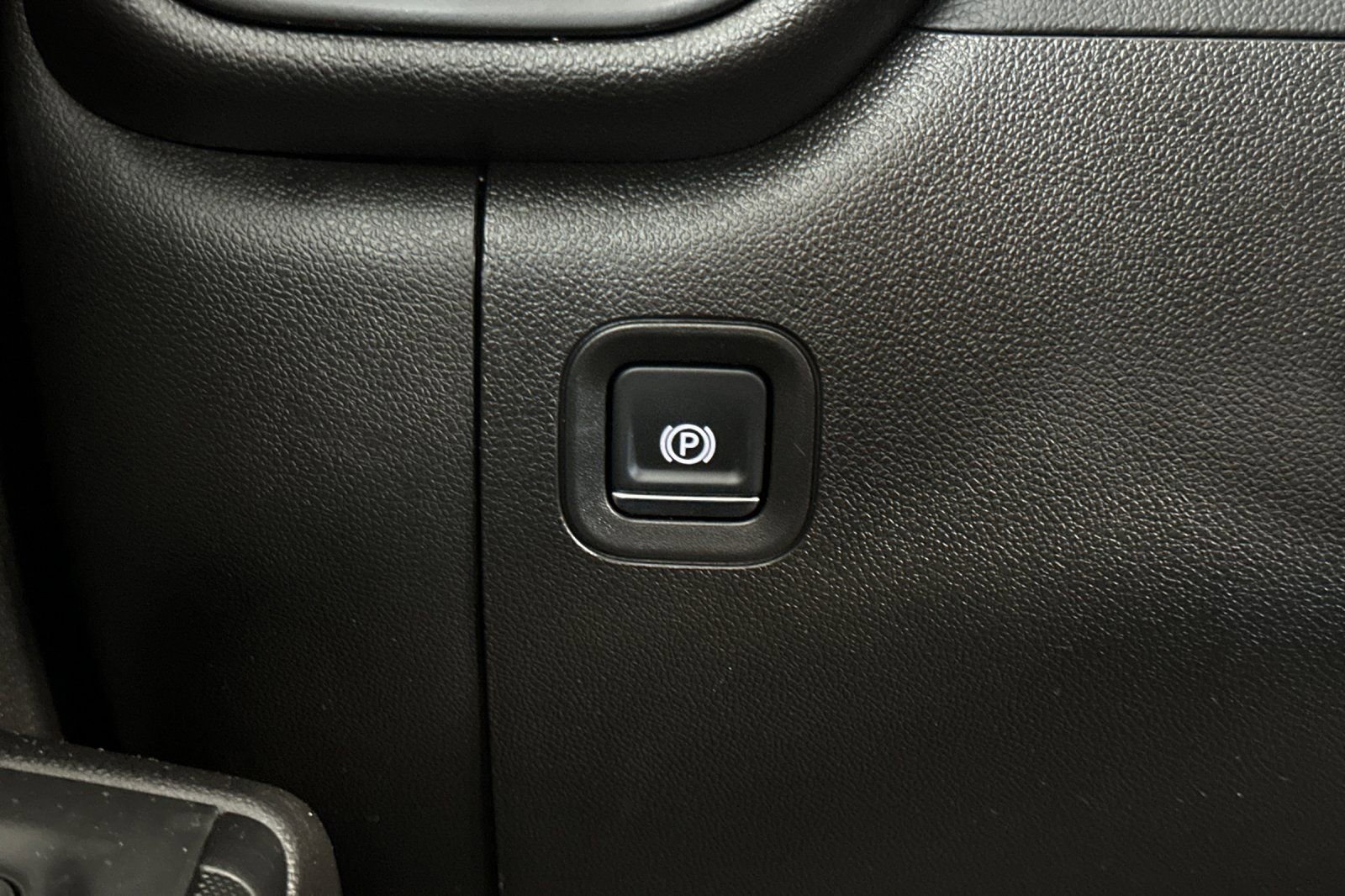 Used 2025 Chevrolet Silverado 2500 W/T w/ WT/CX Safety Package image 29