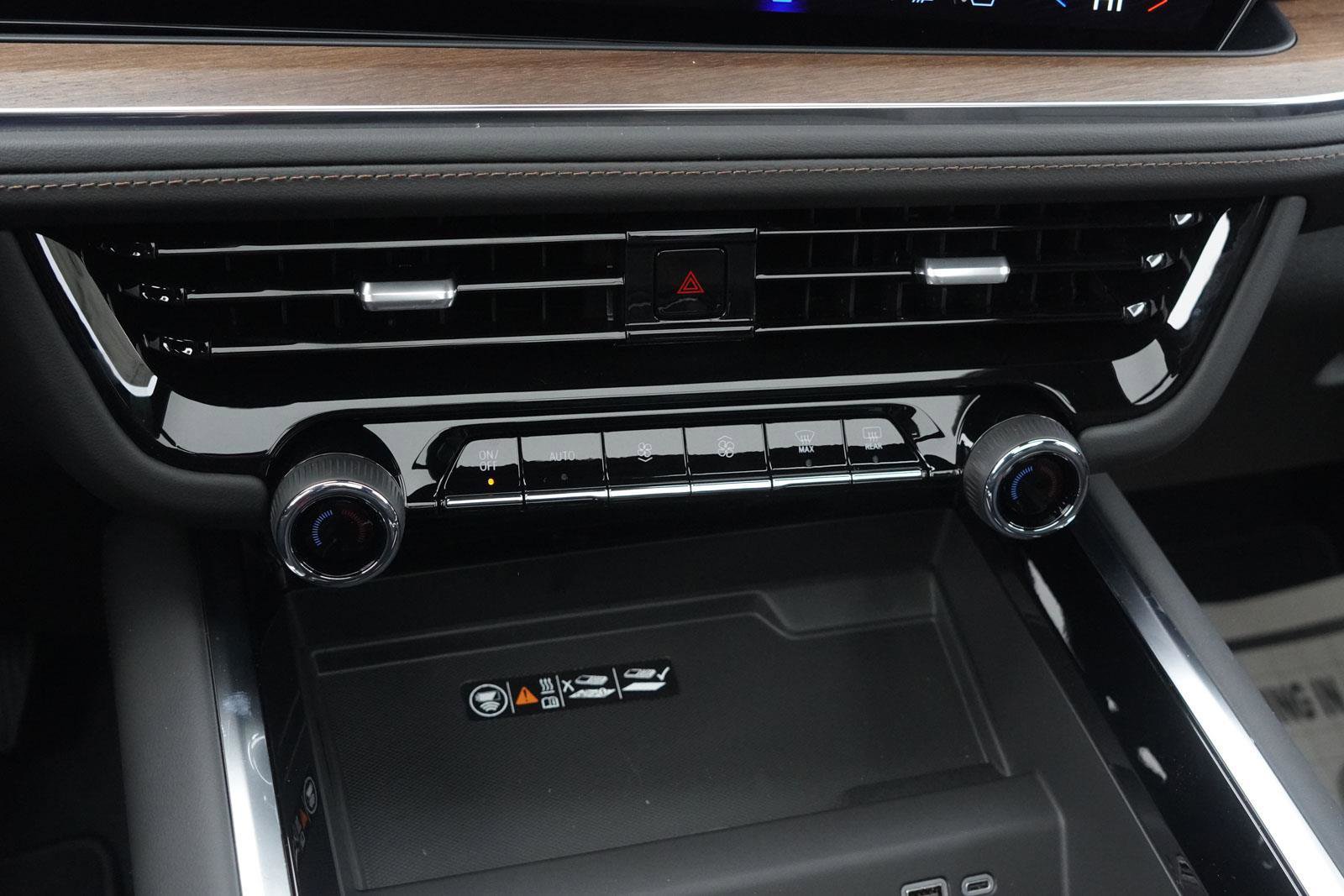 New 2026 Chevrolet Suburban High Country w/ Sun And Tow Package image 23