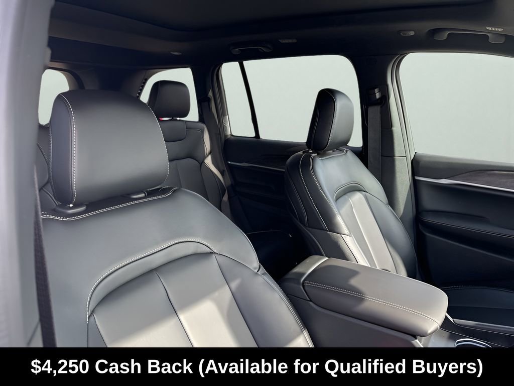 New 2025 Jeep Grand Cherokee Limited AWD/4WD image 15