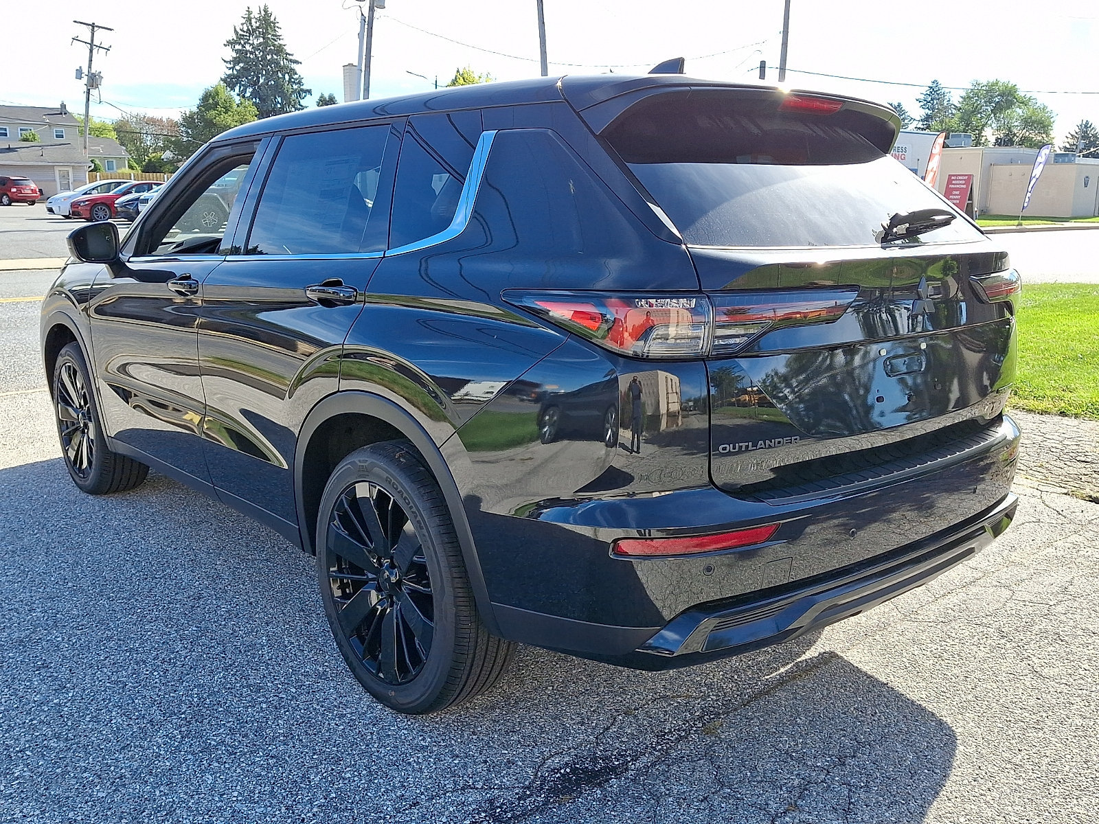 New 2026 Mitsubishi Outlander LE AWD/4WD image 5