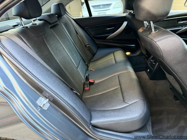 Used 2018 BMW 320i Sedan image 14