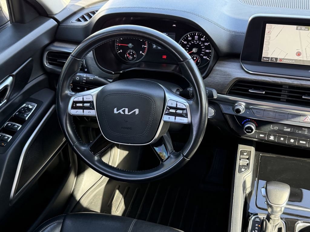 Used 2022 Kia Telluride EX w/ EX Premium Package FWD image 13