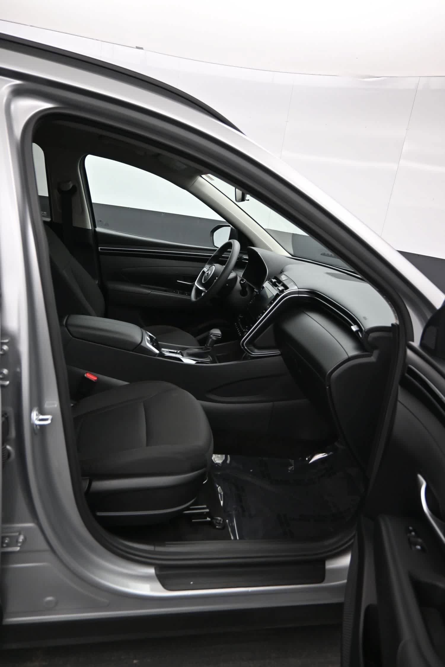 Certified 2024 Hyundai Tucson SEL AWD/4WD image 12