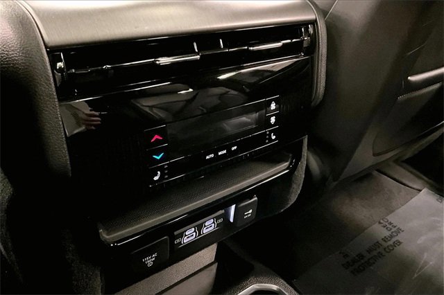 Used 2024 Jeep Wagoneer Series II image 30