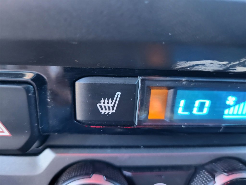 Used 2017 Toyota Tacoma TRD Sport w/ Premium & Technology Package image 27