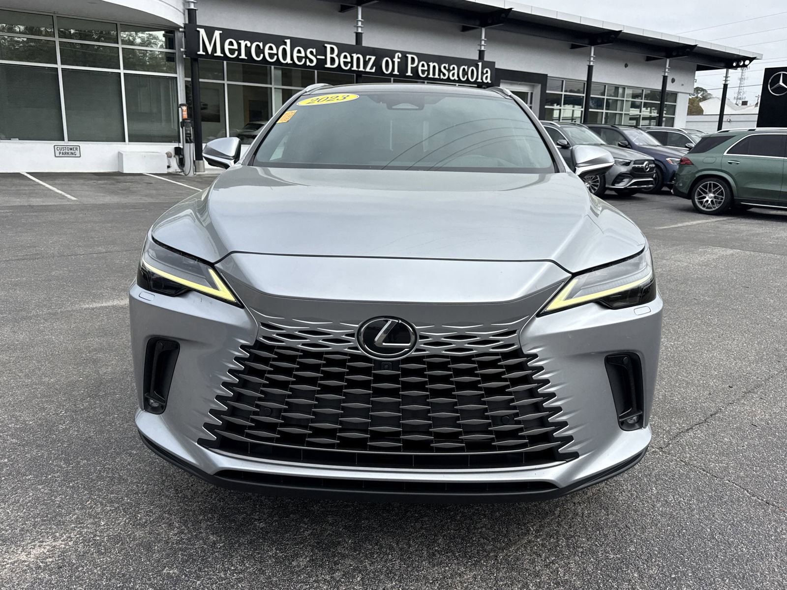 Used 2023 Lexus RX 350 FWD w/ Accessory Package image 8